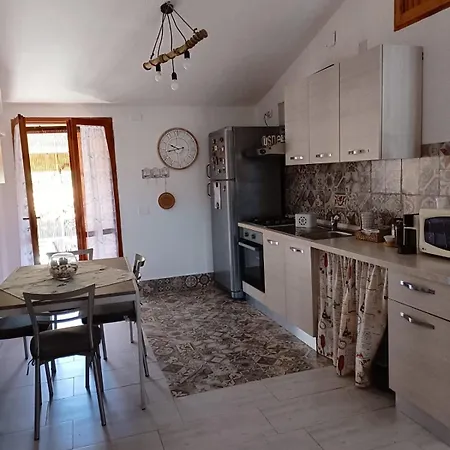 Casa Schiera Solanas * Solanas (Cagliari)